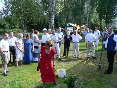 Feier am 26.07.2008 im Pacé-Park - Pflanzung eines Lorbeerbaums im Pacé-Park - Foto: Ernst Hell